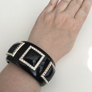 Black Deco-Style Bracelet